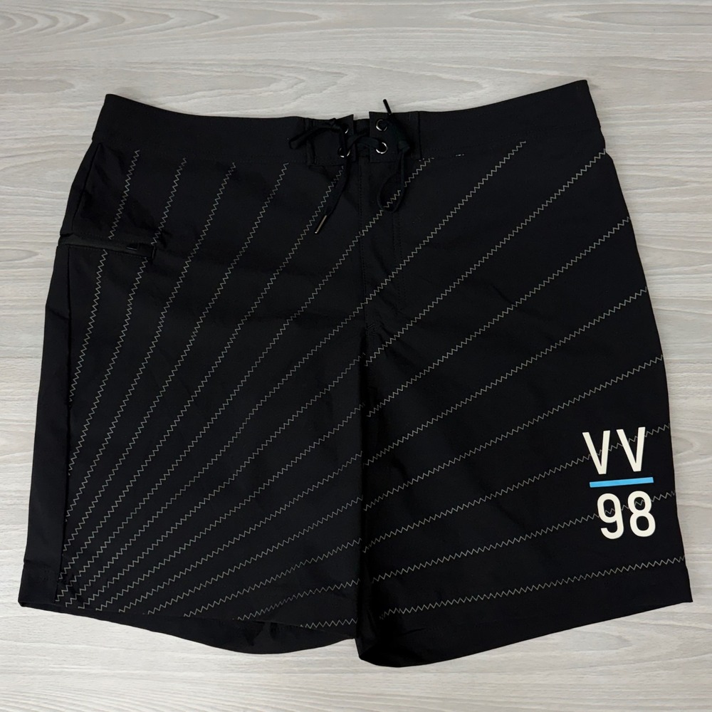 Vineyard Vines Performance Board Shorts Mens 36 Black Zigzag Trunks VV 98